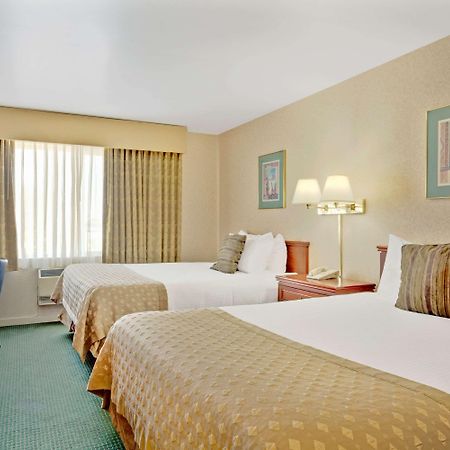 Ramada By Wyndham Draper, Utah Hotel Exterior photo
