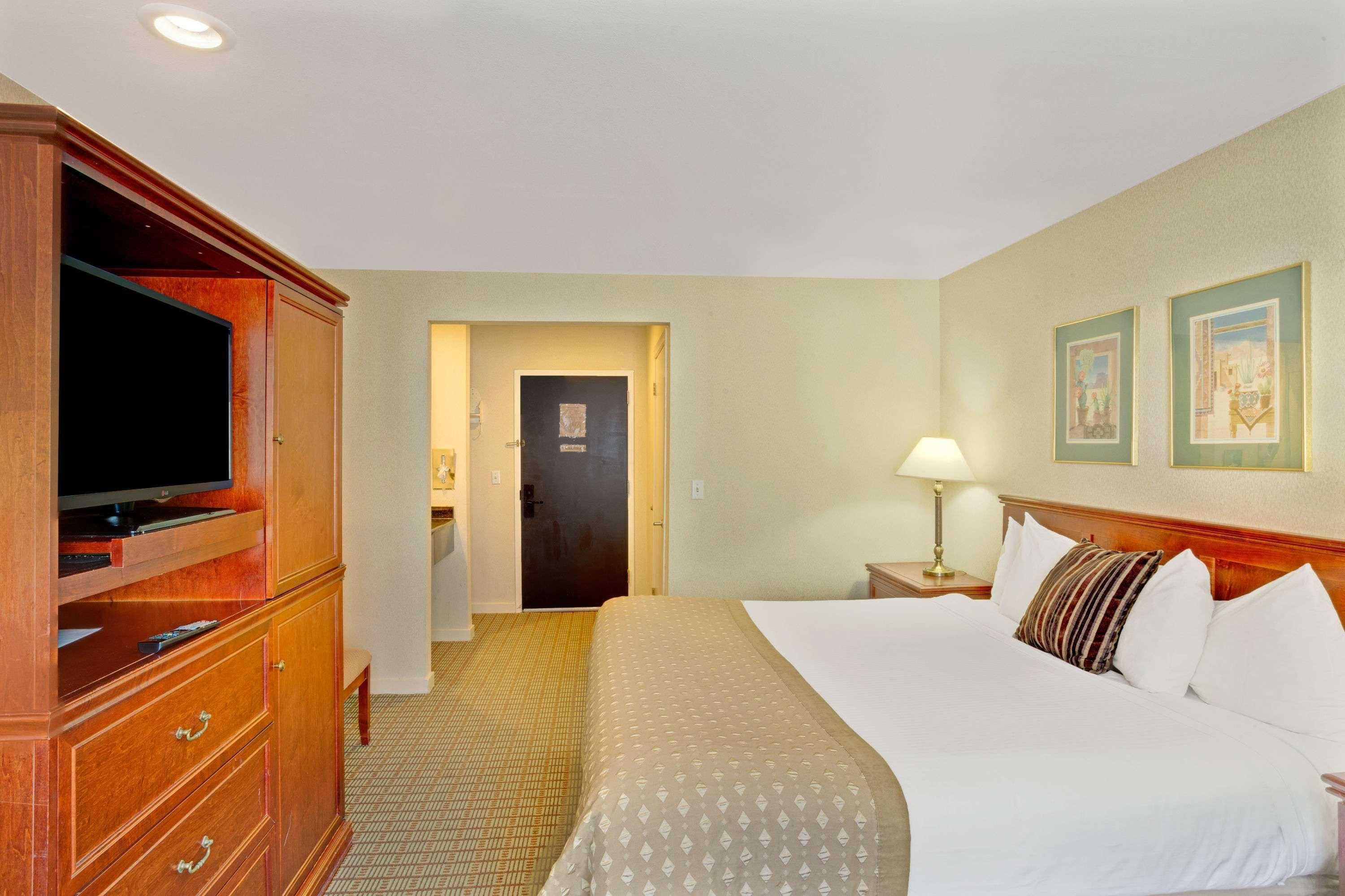 Ramada By Wyndham Draper, Utah Hotel Exterior photo